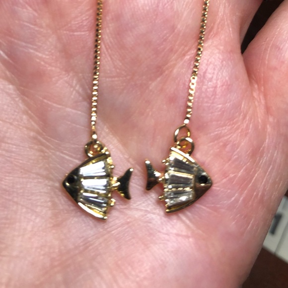 3/$25 NWT Yellow Gold Fish Threader Earrings - Picture 1 of 4